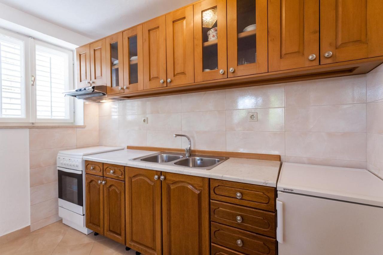 Apartments by the sea Lumbarda, Korcula - 10049 Bagian luar foto