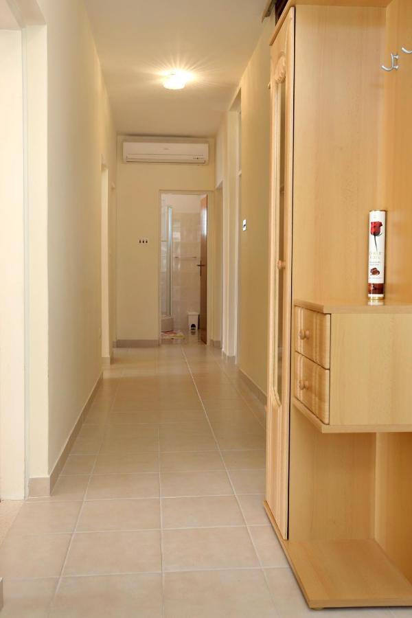 Apartments by the sea Lumbarda, Korcula - 10049 Bagian luar foto